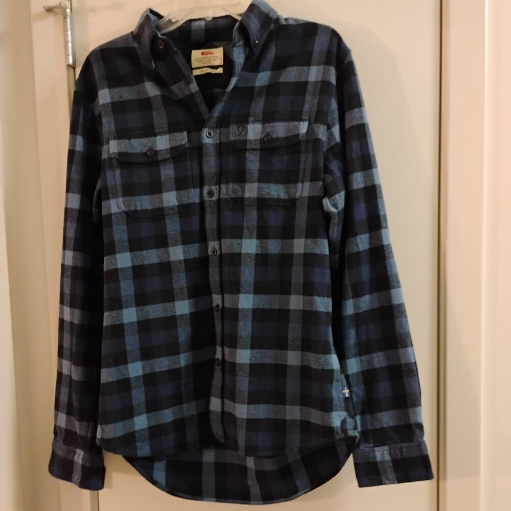 Fjallraven Mens Medium Slim Fit Skog Blue Flannel Cotton Plaid Button Down Shirt